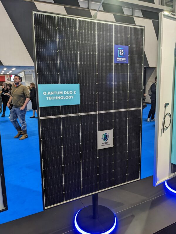 Qcells was displaying its wares at Solar & Storage Live 2022, including its Q.PEAK DUO M-G11+ module series. Image: SPP
