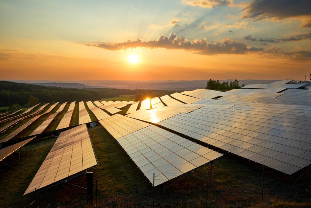 400MW Beacon Fen solar farm and BESS open plans to local communities. Image: Getty.