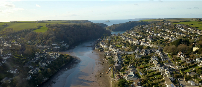 View down the River Yealm with Newton Ferris to the right and Noss Mayo to the left