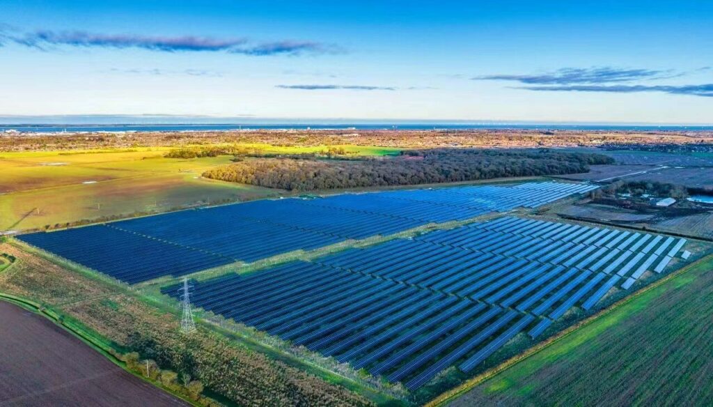 Fiskerton II-A solar project in Lincolnshire, the final one of the eight solar projects spearheaded by Shanghai Electric in UK, has successfully connected to the grid. Image: Shanghai Electric.