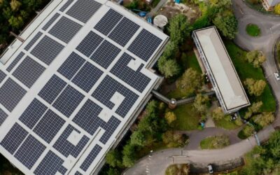 1MW_solar_farm_Bristol_-_Younity