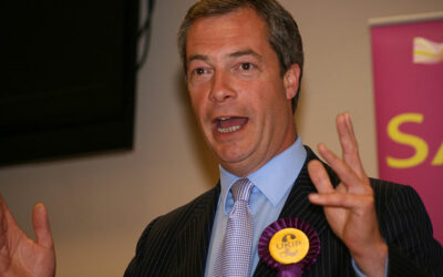 800px-Nigel_Farage_of_UKIP