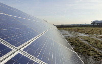 Gatwick_airport_-_Orta_Solar