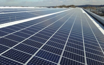 Image of rooftop Solar PV modules mounted on a commercial building