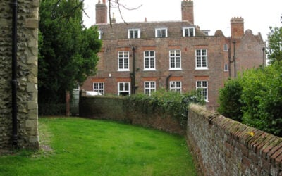 Knowlton_Court_-_Nick_Smith_geograph