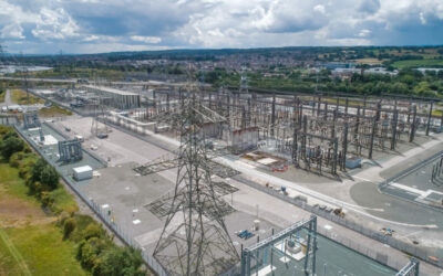 https://www.solarpowerportal.co.uk/wp-content/uploads/2024/05/National-Grid-Grid-Transmission-Lines-1.jpegOne issue arises because operators can bid at a higher duration than their project truly has, by bidding in a lower MW power capacity than their nameplate output. Image: National Grid.