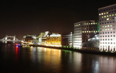 Night_Lights_London_-_Man__His_Cam