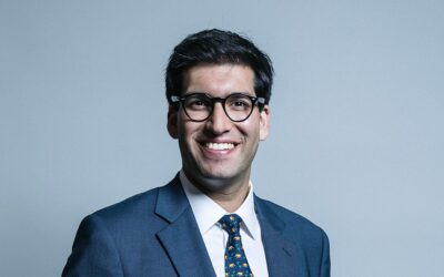 Official_portrait_of_Mr_Ranil_Jayawardena_small_-_credit_Chris_McAndrew_wikimedia