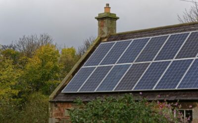 Rooftop_solar_panels_-_credit_Kevin_Phillips_Public_Domain_Pictures