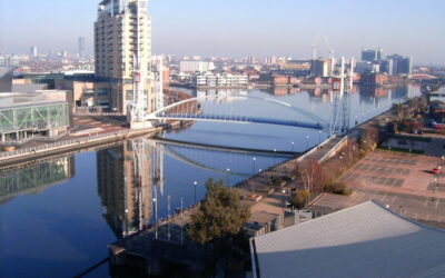 Salford_Quays_-_credit_Pit-yacker_wikimedia