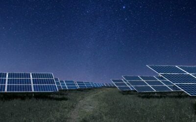 Solar-Panels-at-night_lightsource_BP