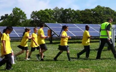 Solar_Independence_Day_schoolchildren