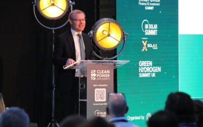 Energy minister Michael Shanks at the Clean Power 2030 Summit. CP2030 can 'Britain off the rollercoaster of global fossil fuel markets' and bring down bills, Shanks said today. Image: Solar Media