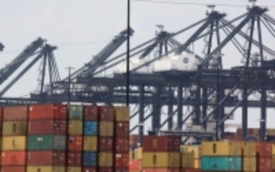 container_port_flickr_roydotluck_200_150_s_c1