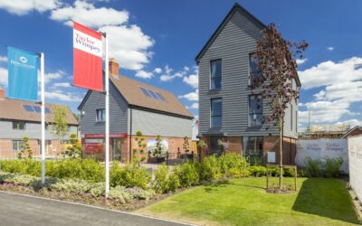 taylor-wimpey-dukes-quarter-external-solar-panels-installed-by-hbs-new-energies